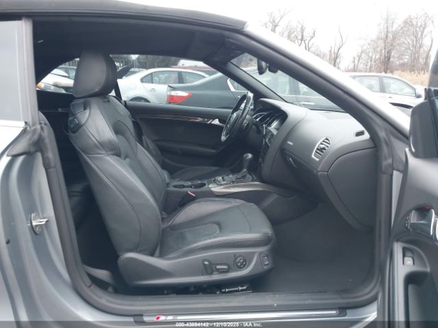 2011 AUDI S5 WAUVGAFH5BN005850 Photo 4