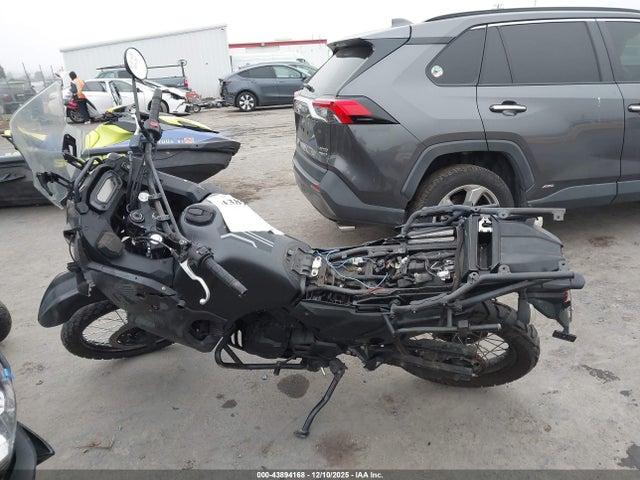 ML5KLEL17NDA04013 Kawasaki Kl650 L