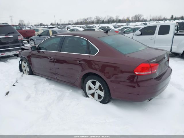 2013 VOLKSWAGEN PASSAT 1VWBH7A30DC150551 Photo 2