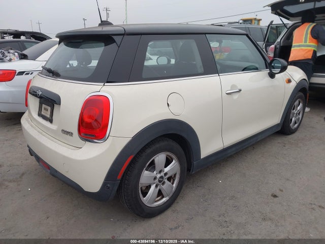 Mini Hardtop Cooper/oxford Edition 2018 WMWXP5C57J3C65545 Image 4
