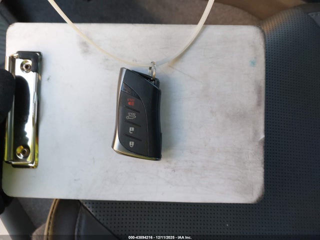 2023 LEXUS RZ 450E JTJAAAAB9PA021227 Photo 10