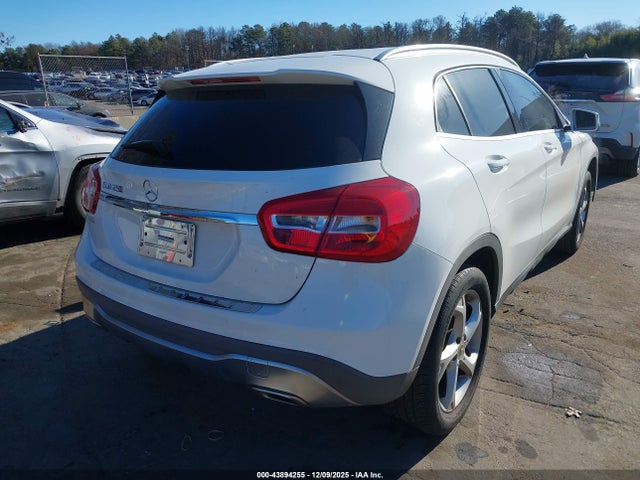 2019 MERCEDES-BENZ GLA 250 WDCTG4EB0KU005408 Photo 3