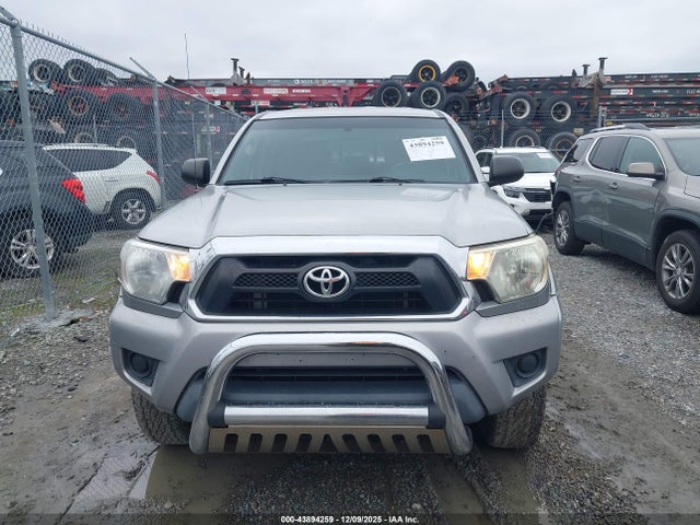 5TFJX4GN2EX027871 Toyota Tacoma Prerunner