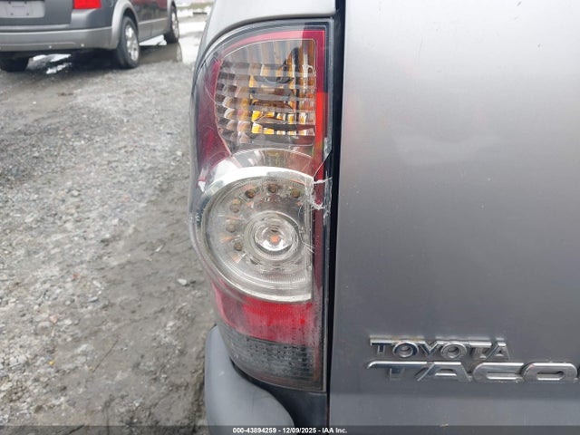 5TFJX4GN2EX027871 Toyota Tacoma Prerunner