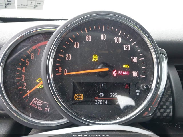 2020 MINI CONVERTIBLE WMWWJ5C02L3L40041 Photo 6