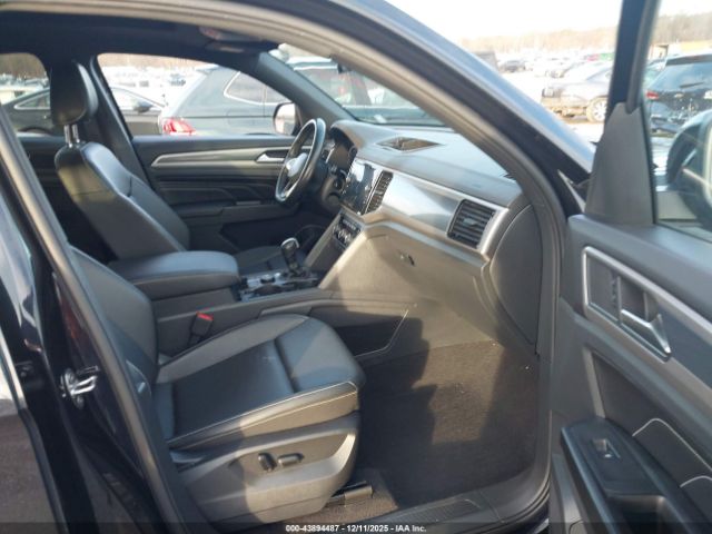 2020 VOLKSWAGEN ATLAS CROSS SPORT 1V2RE2CA0LC215713 Photo 4