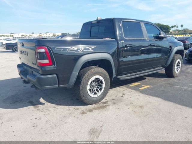 2021 RAM 1500 1C6SRFU90MN904649 Photo 3