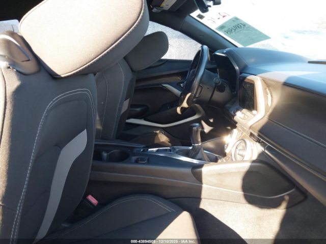 2017 CHEVROLET CAMARO 1G1FA1RX2H0102255 Photo 4