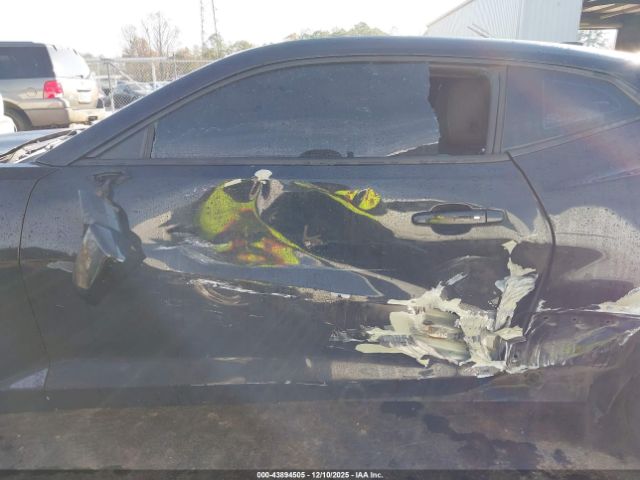 2017 CHEVROLET CAMARO 1G1FA1RX2H0102255 Photo 5