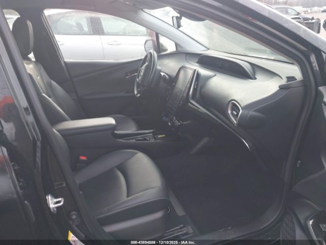 2020 TOYOTA PRIUS PRIME JTDKARFP3L3147785 Photo 4