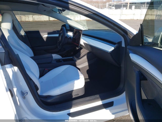2023 TESLA MODEL 3 5YJ3E1EC4PF581537 Photo 4