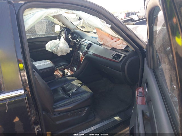 2010 CADILLAC ESCALADE 1GYUCAEF7AR177485 Photo 4