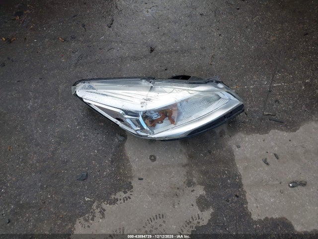Продаж на аукціоні авто 2015 Ford Escape Titanium, vin: 1FMCU9JX2FUB17643, номер лоту: 43894729