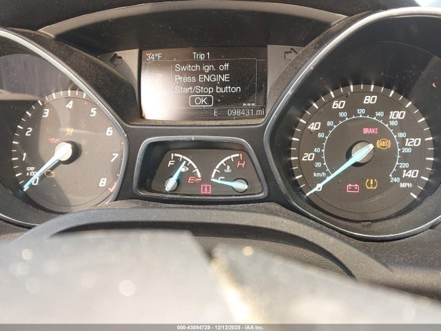 Продаж на аукціоні авто 2015 Ford Escape Titanium, vin: 1FMCU9JX2FUB17643, номер лоту: 43894729