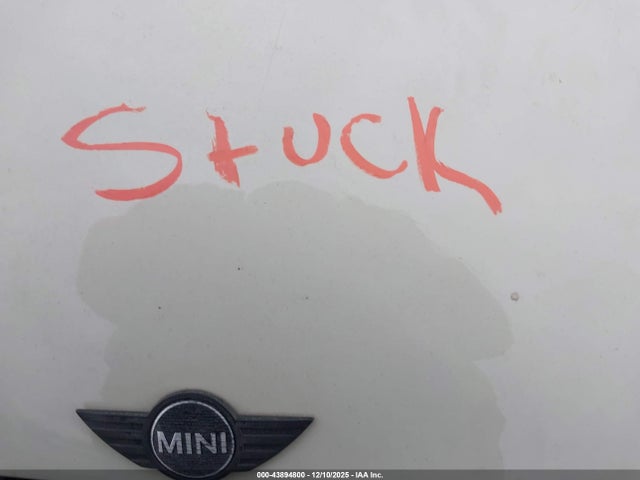 2012 MINI COOPER WMWSU3C57CT257565 Photo 9