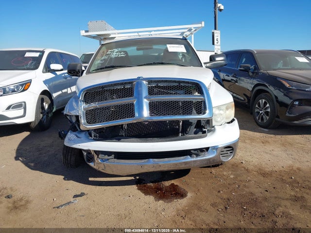 43894814 :رقم المزاد ، 3D6WR26C15G856921 vin ، 2005 Dodge Ram 2500 St/slt مزاد بيع