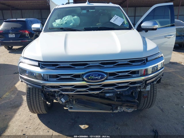 1FMJU1M83PEA31055 Ford Expedition Platinum