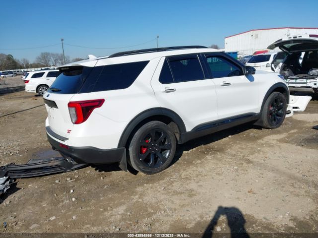 2024 FORD EXPLORER 1FM5K8GC6RGA10725 Photo 3