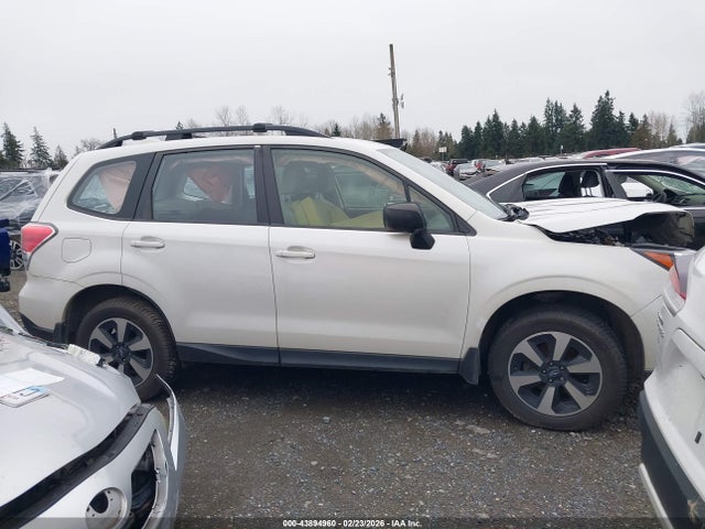 Subaru Forester 2.5i 2018 JF2SJABC8JH423982 Image 13