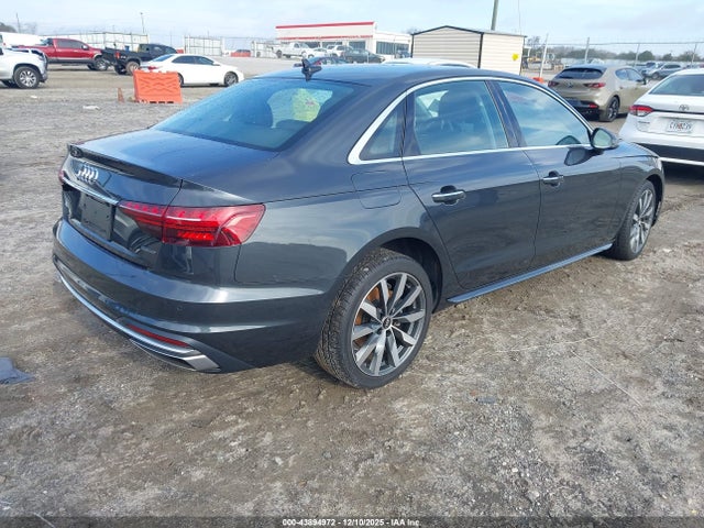2022 AUDI A4 WAUABAF43NN004825 Photo 3