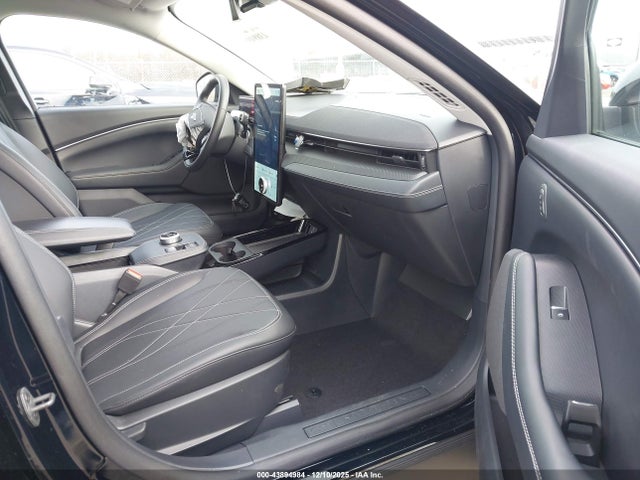 2024 FORD MUSTANG MACH-E 3FMTK1SU6RMA46614 Photo 4