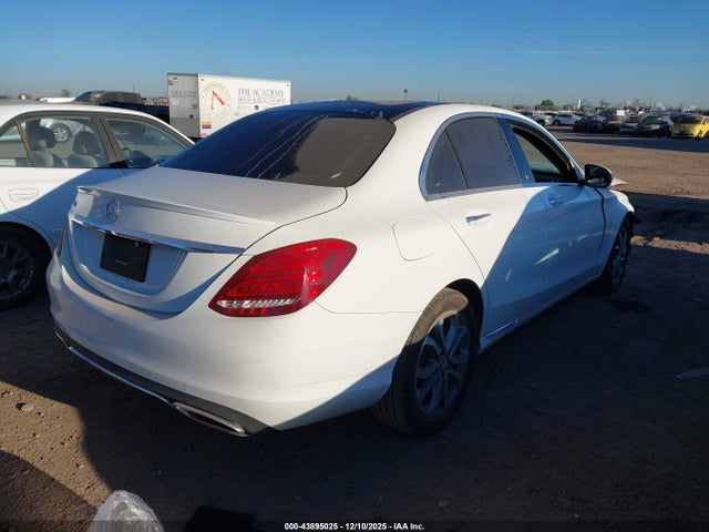 2016 MERCEDES-BENZ C 300 55SWF4JB5GU114277 Photo 3