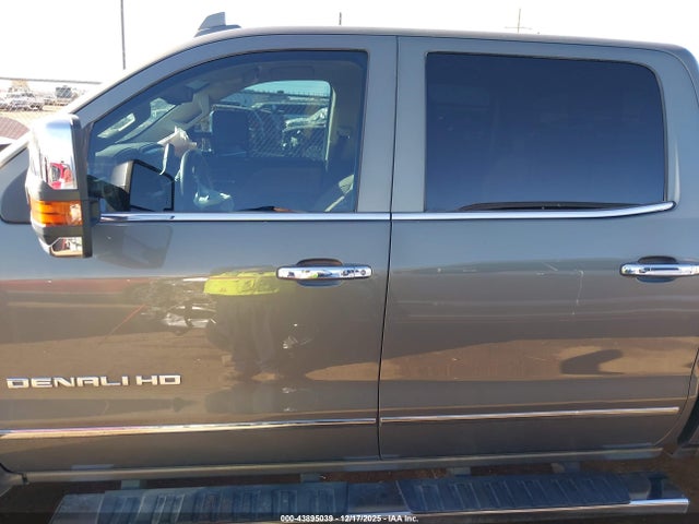 Aukcja sprzedaży 2017 Gmc Sierra 2500hd Denali, vin: 1GT12UEYXHF183002, numer aukcji: 43895039