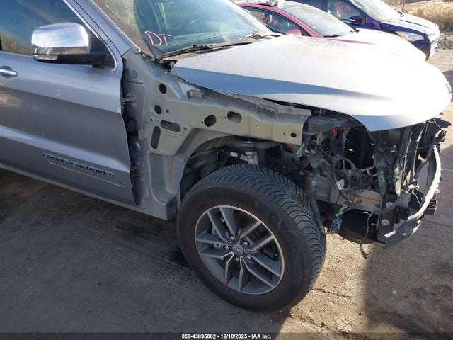 1C4RJFBG5JC362827 Jeep Grand Cherokee Limited 4x4