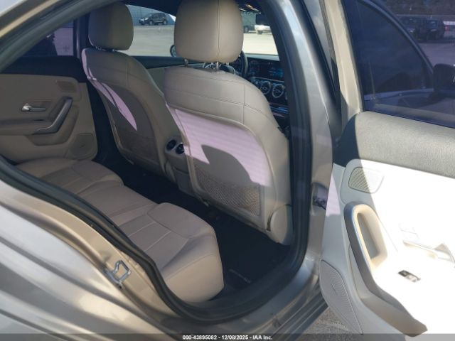 2020 MERCEDES-BENZ A 220 WDD3G4EBXLW038045 Photo 7