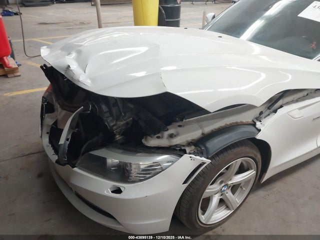 2013 BMW Z4 WBALL5C53DJ104021 Photo 5