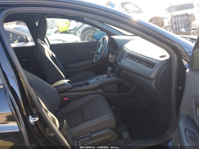 2022 HONDA HR-V 3CZRU5H1XNM705988 Photo 4
