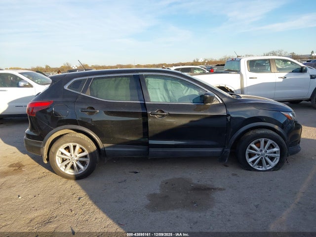 JN1BJ1CP6JW161538 Nissan Rogue Sport S