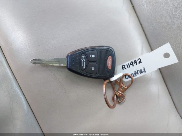 2005 CHRYSLER PACIFICA 2C4GF68435R402907 Photo 10