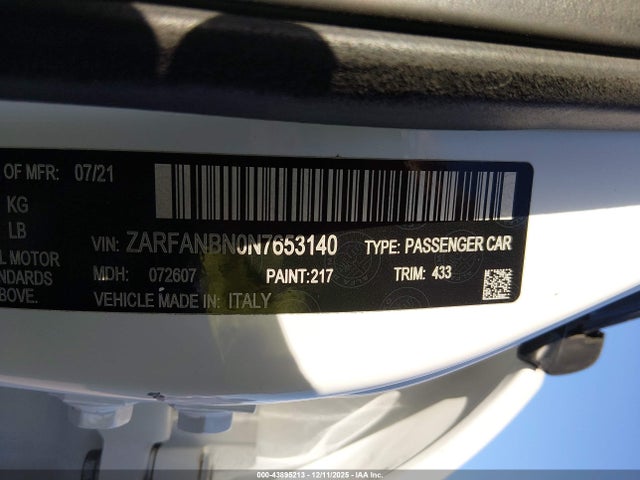 2022 ALFA ROMEO GIULIA ZARFANBN0N7653140 Photo 8