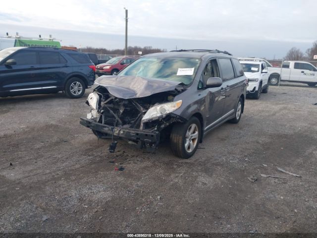 2018 TOYOTA SIENNA 5TDKZ3DC9JS950201 Photo 1