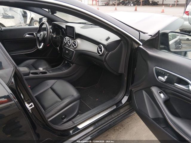 2015 MERCEDES-BENZ CLA 250 WDDSJ4EB2FN200709 Photo 4