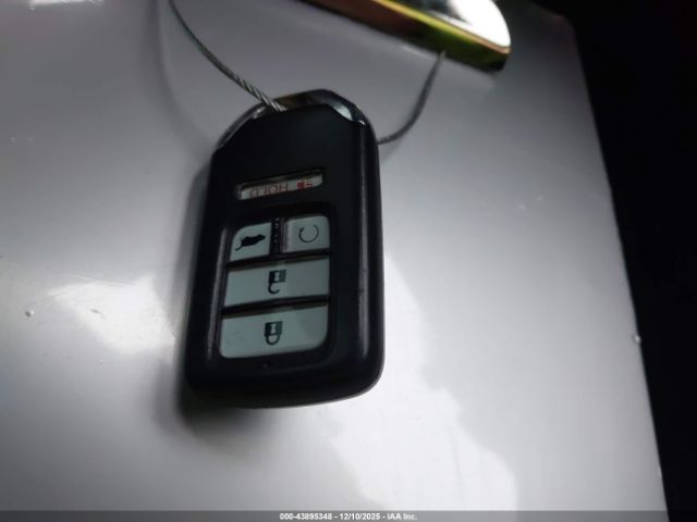 2017 HONDA CR-V 2HKRW2H9XHH624892 Photo 10