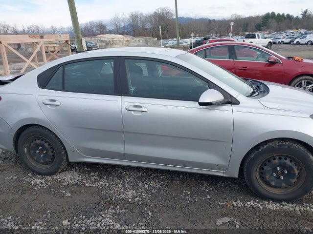 KIA RIO S 2019 3KPA24AB4KE215512 Image 13