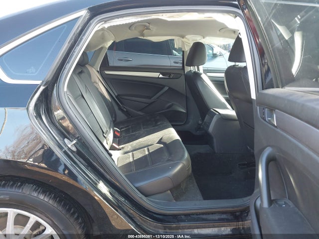 Продаж на аукціоні авто 2015 Volkswagen Passat 1.8t Limited Edition, vin: 1VWAS7A34FC094940, номер лоту: 43895381