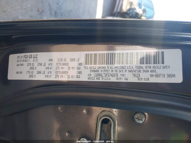 2015 RAM 1500 1C6RR6LT3FS742676 Photo 8