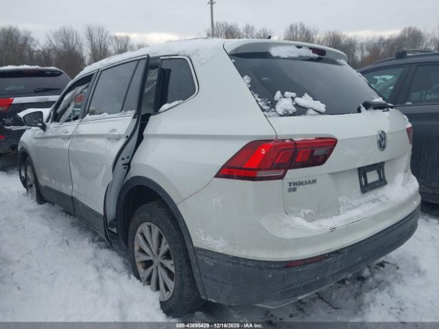 2019 VOLKSWAGEN TIGUAN 3VV2B7AX2KM060001 Photo 2