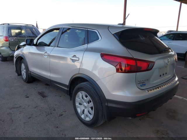 2019 NISSAN ROGUE SPORT JN1BJ1CP7KW226527 Photo 2