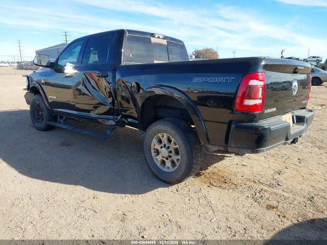 43895469 :رقم المزاد ، 3C6UR5FL5NG164327 vin ، 2022 Ram 2500 Laramie مزاد بيع