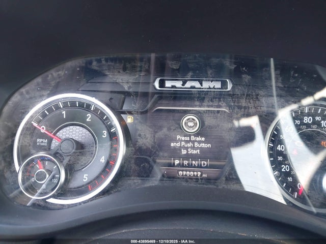 43895469 :رقم المزاد ، 3C6UR5FL5NG164327 vin ، 2022 Ram 2500 Laramie مزاد بيع