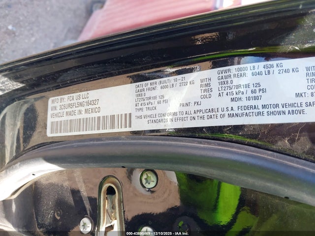 43895469 :رقم المزاد ، 3C6UR5FL5NG164327 vin ، 2022 Ram 2500 Laramie مزاد بيع