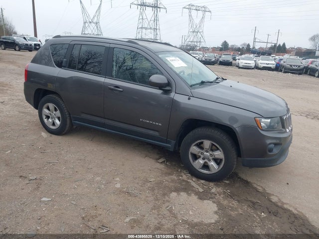 Jeep Compass Latitude 2016 1C4NJCEA9GD744768 Image 17