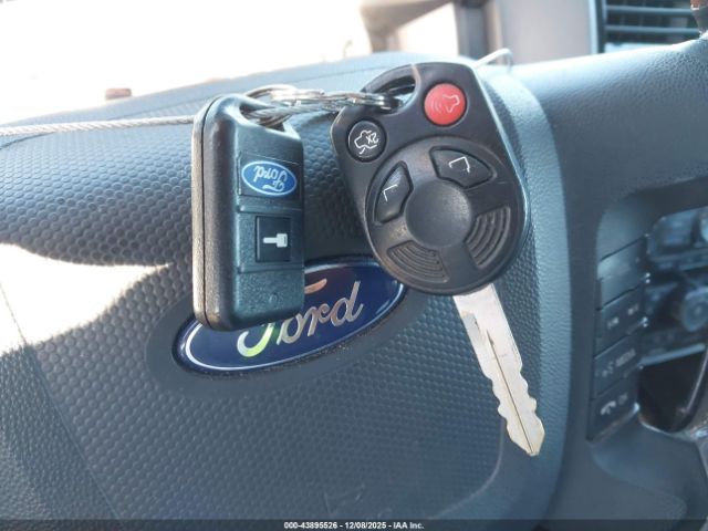 2009 FORD ESCAPE 1FMCU94G39KC57244 Photo 10