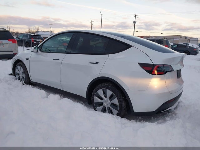 2020 TESLA MODEL Y 5YJYGDEE9LF044109 Photo 2