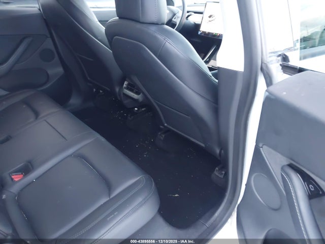 2020 TESLA MODEL Y 5YJYGDEE9LF044109 Photo 7
