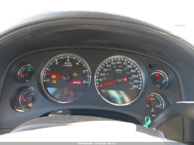 2011 GMC YUKON XL 1500 1GKS2MEF7BR306039 Photo 6